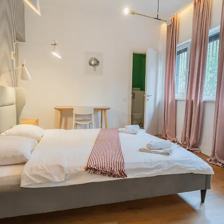Boutique - Casa Di Dolce Vita & Maison Du Petit Paris *