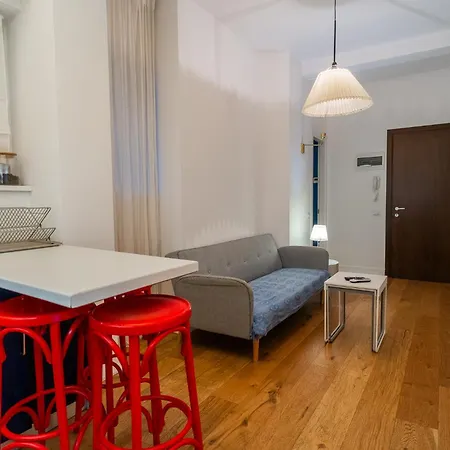 Appartamento Boutique - Casa Di Dolce Vita & Maison Du Petit Paris Bucarest