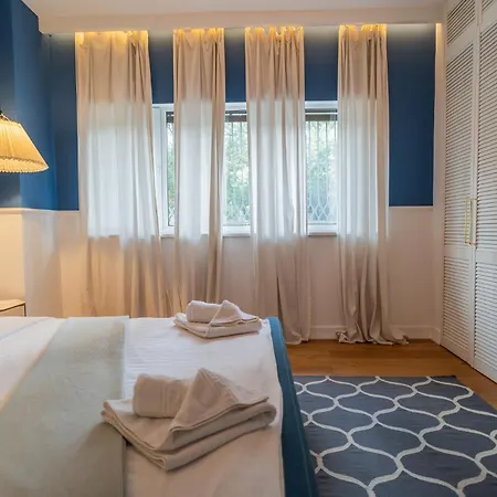 Apartment Boutique - Casa Di Dolce Vita & Maison Du Petit Paris